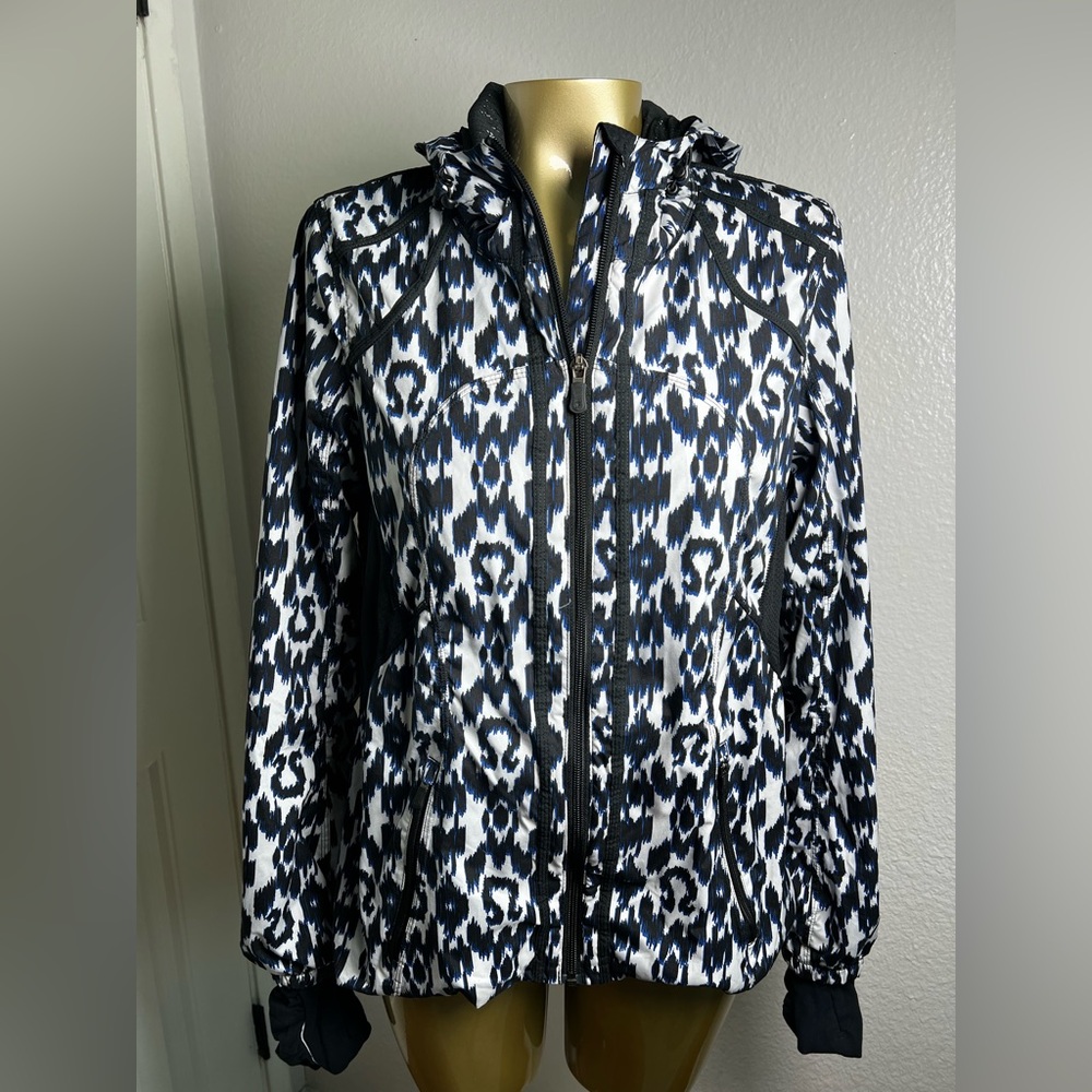 LULULEMON Downtime Sprinkler IKAT Hooded Vented Jacket RARE Print - Size 8